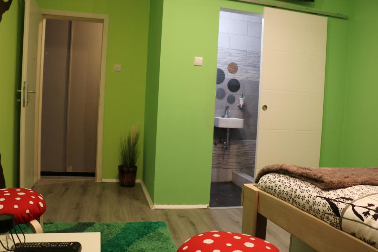 Fancy Hostel Zagreb Luaran gambar